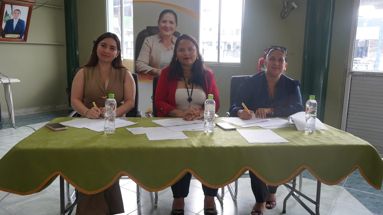 Jornada Cultural en Balzar: Oratoria y talento juvenil toman el escenario