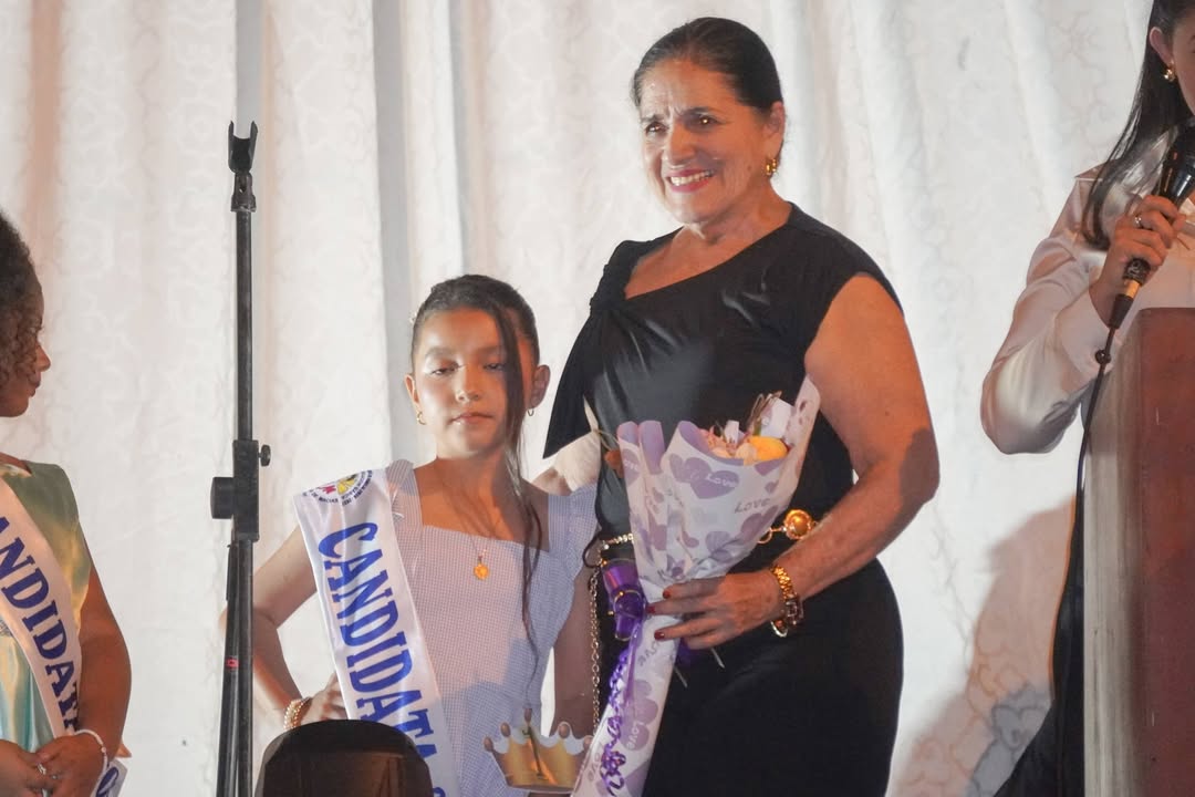 Presentación oficial de Niña Balzar 2026 fortalece identidad en Macías
