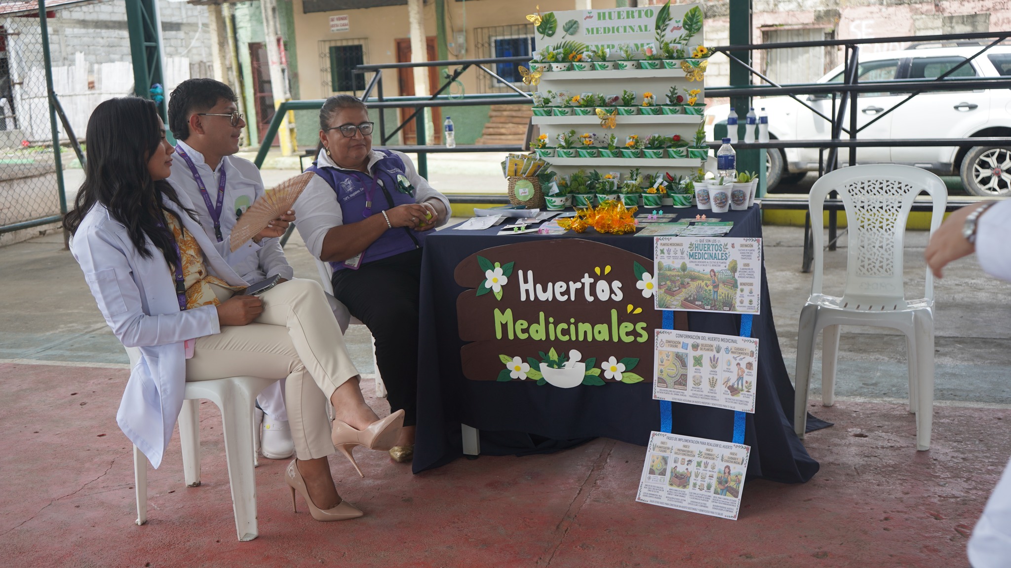 Ministerio de Salud realiza feria de plantas medicinales en Balzar