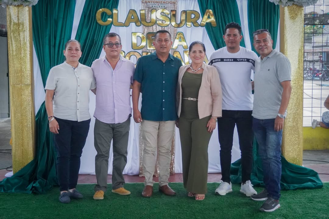 Alcaldía de Balzar cierra con éxito la Semana Cultural y premia a estudiantes destacados